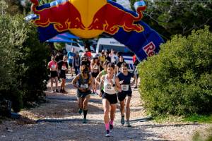 Πόσος χρόνος πιστεύεις ότι χρειάστηκε για να φτάσει ο 1ος στην κορυφή του Red Bull Σκαλάκια;