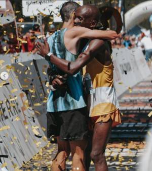 Kilian Jornet (ρεκόρ διαδρομής) &amp; Joyline Chepngeno οι νικητές του ιστορικού Sierre Zinal 2024!